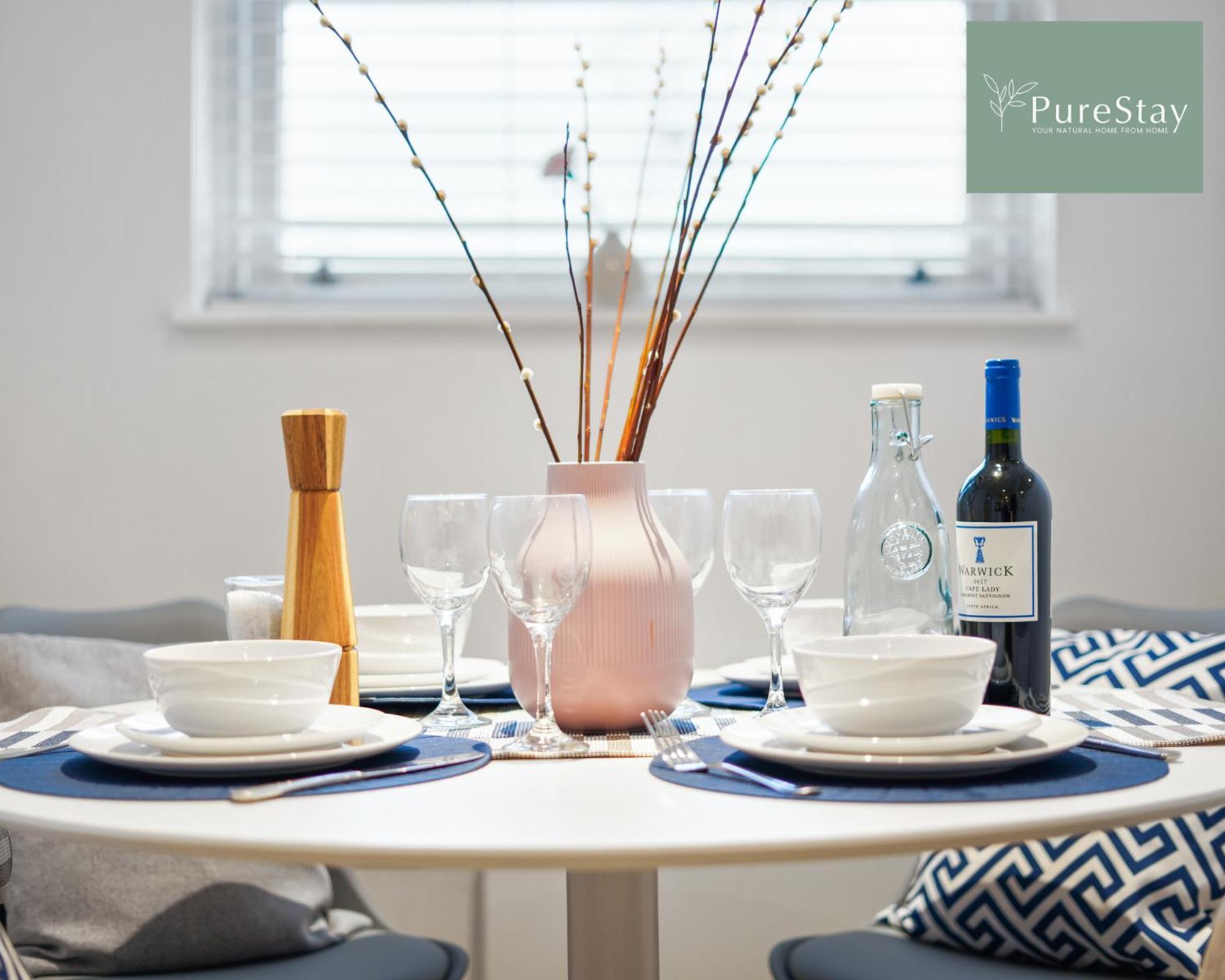 Stunning Two Bed Leamington Apartment With Free Wifi By Purestay Short Lets & Serviced Accommodation Exterior foto